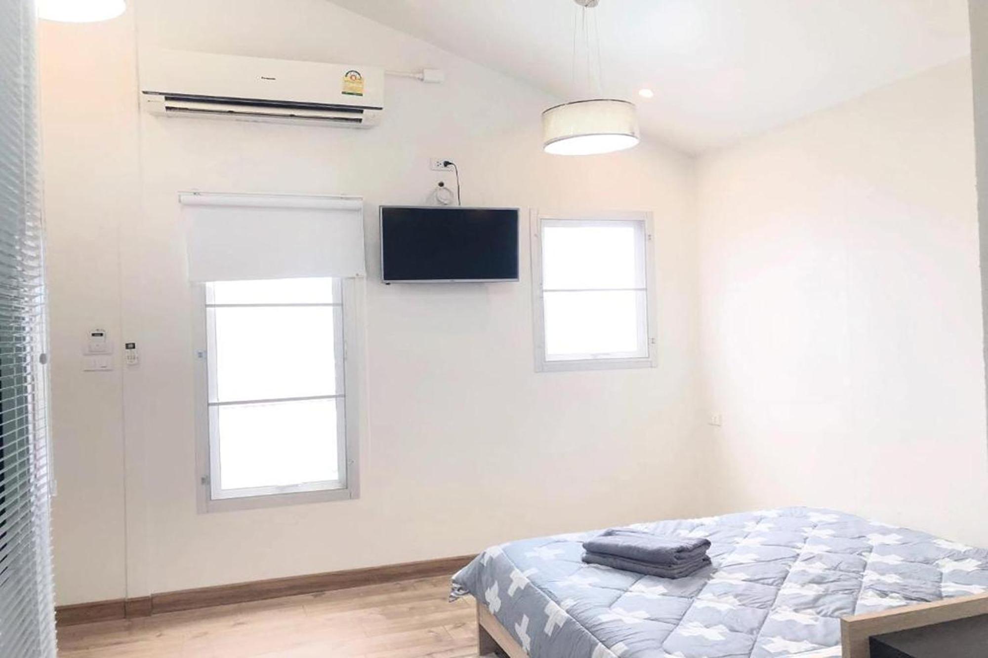 Хостел Urban Bed (Adults Only) Чиангмай Экстерьер фото