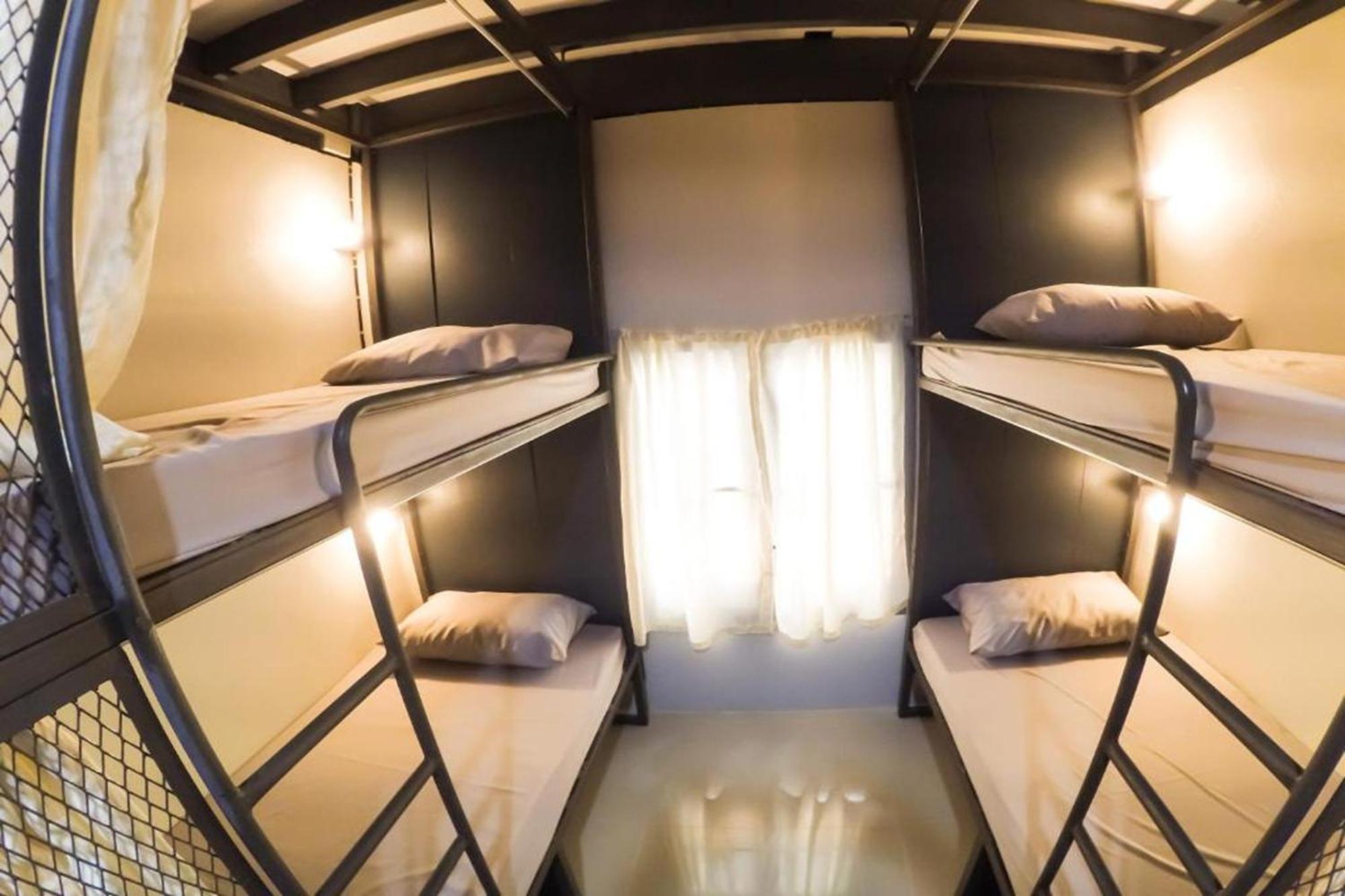 Хостел Urban Bed (Adults Only) Чиангмай Экстерьер фото