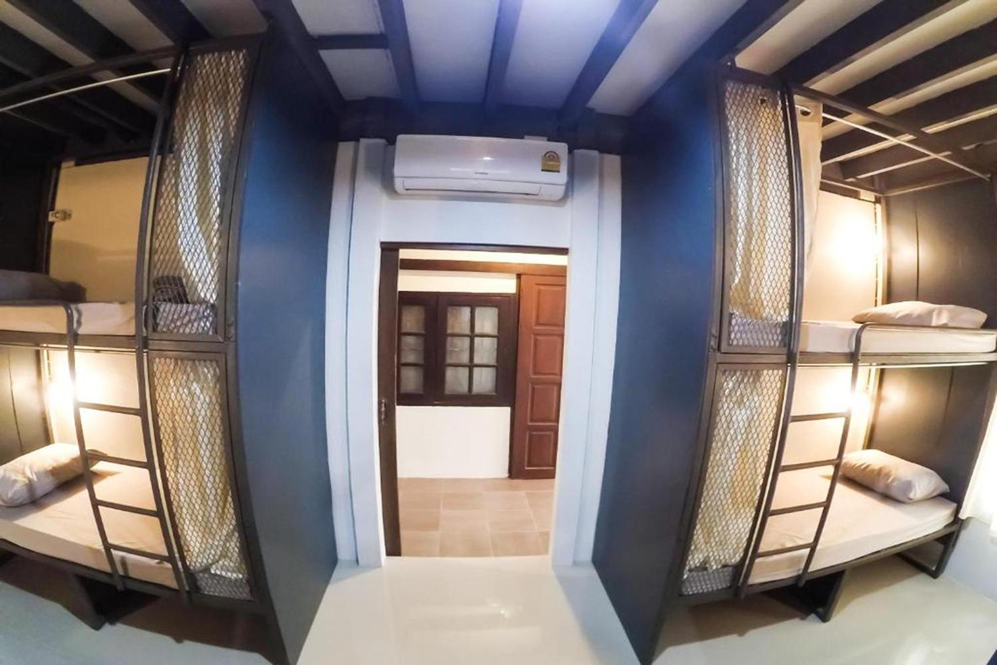 Хостел Urban Bed (Adults Only) Чиангмай Экстерьер фото